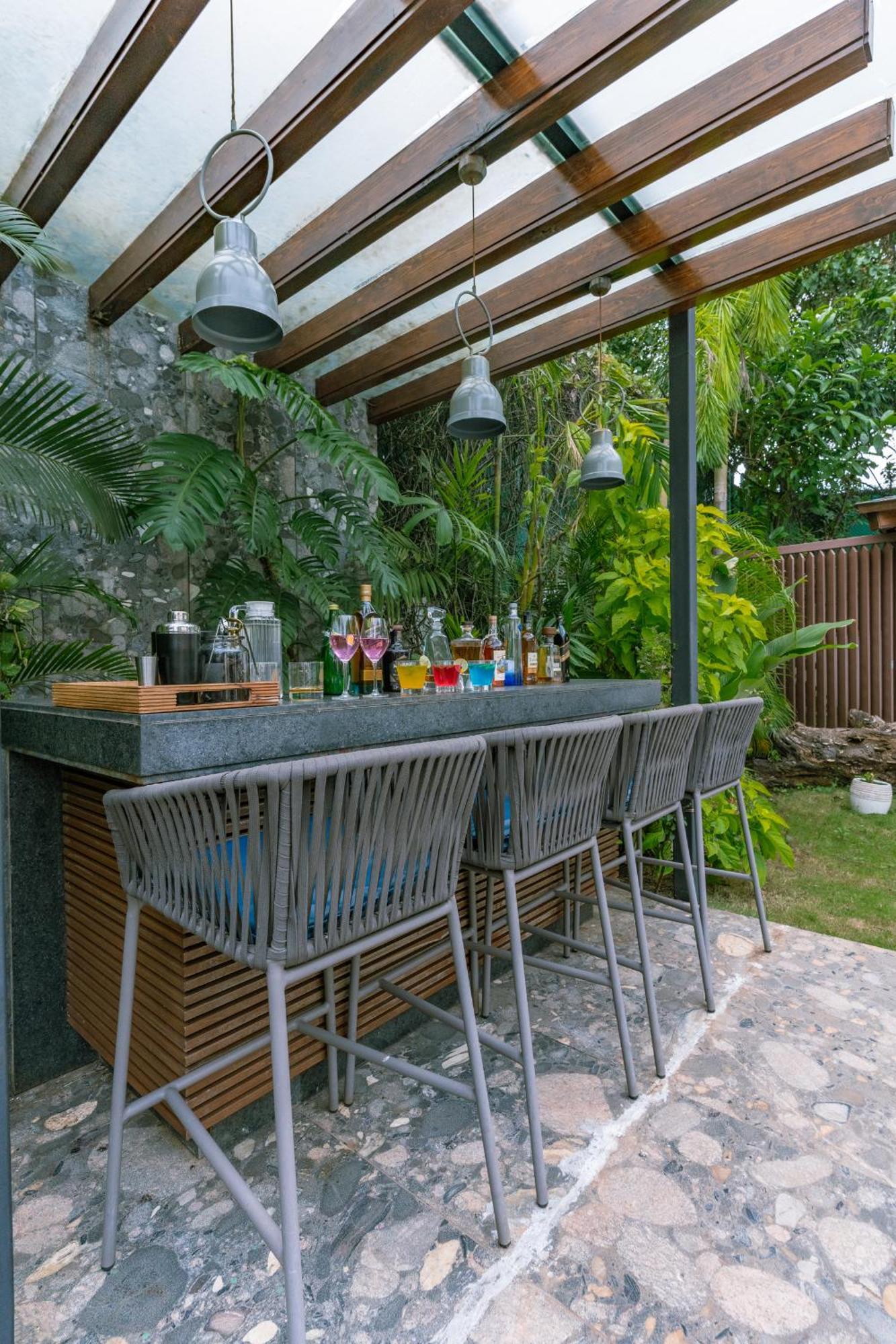 Azara Beach House - 5 Bhk Designer Villa, Candolim Beach Екстериор снимка