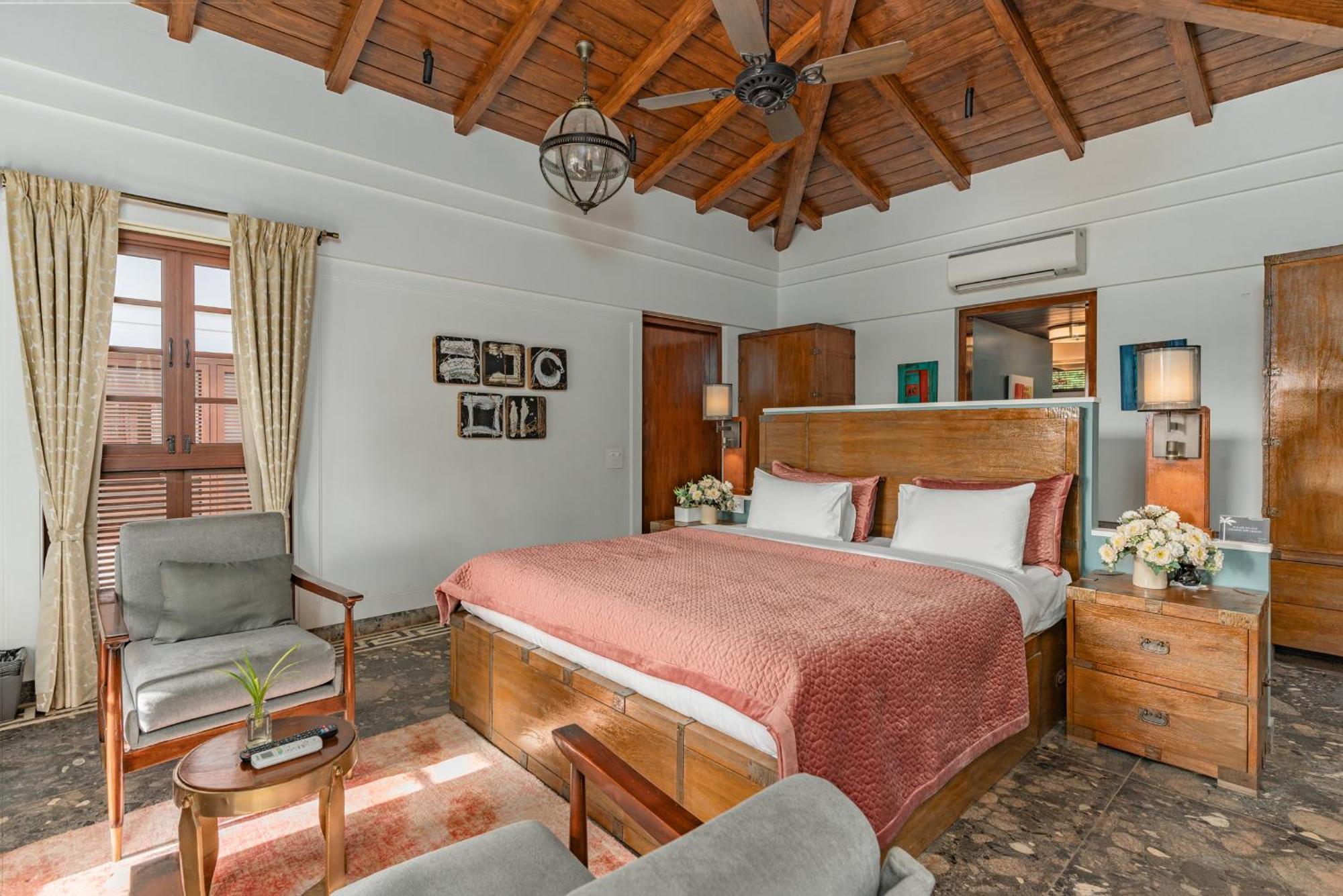 Azara Beach House - 5 Bhk Designer Villa, Candolim Beach Екстериор снимка